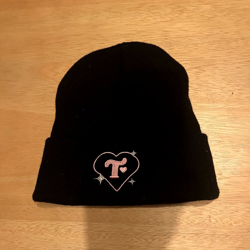 Trixie Cosmetics | Black Beanie